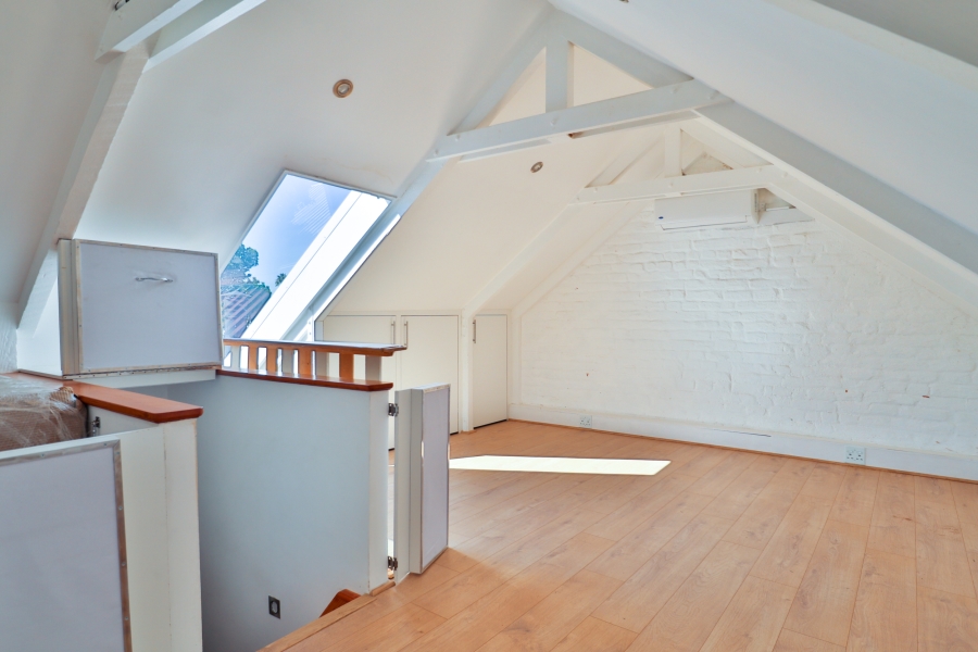 2 Bedroom Property for Sale in Observatory Western Cape